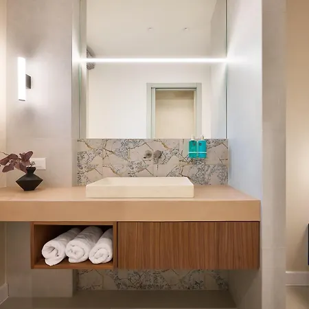 Heritage Hotel 4*