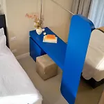 Heritage 4*