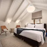 Heritage 4* Split