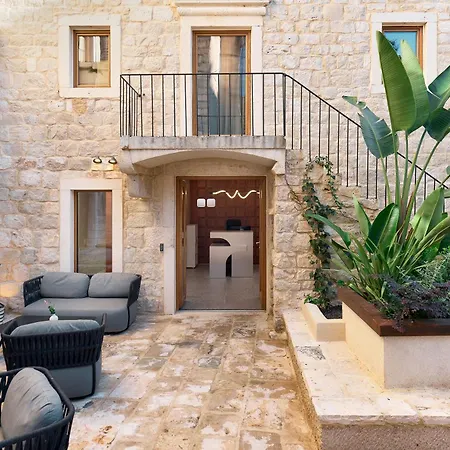Heritage سبليت